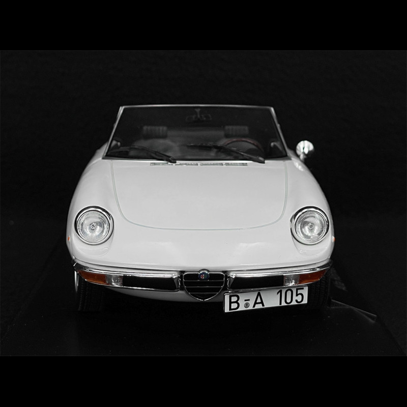 Alfa Romeo 2000 Spider 1978 White 1/18 Norev 187882