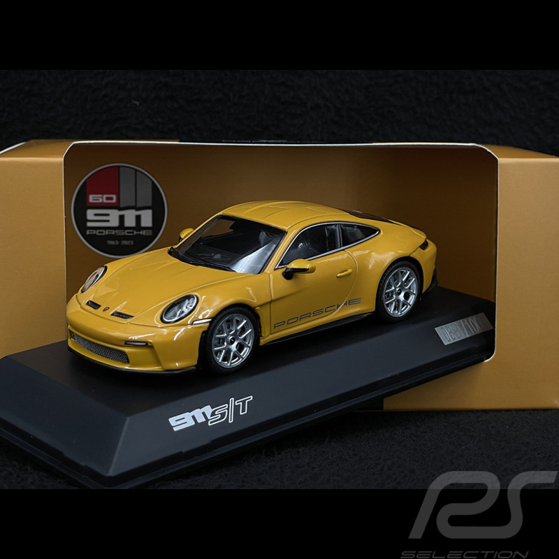 Porsche 911 S/T Type 992 2023 60 Ans Jaune Bahama 1/43 Spark WAP0203130R0ST
