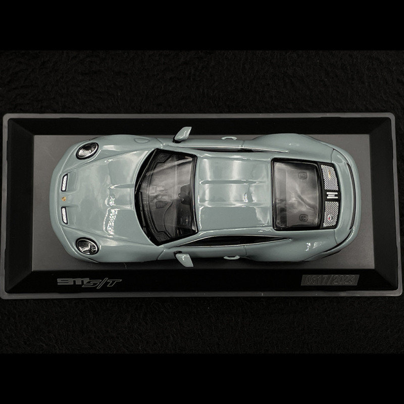 Porsche 911 S/T Type 992 2023 60 Years Shade Green 1/43 Spark