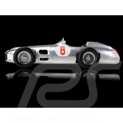 Kit Mercedes-Benz W196 R n° 8 Fangio F1 Champion du Monde 1954 1/8 à monter Ixo Models