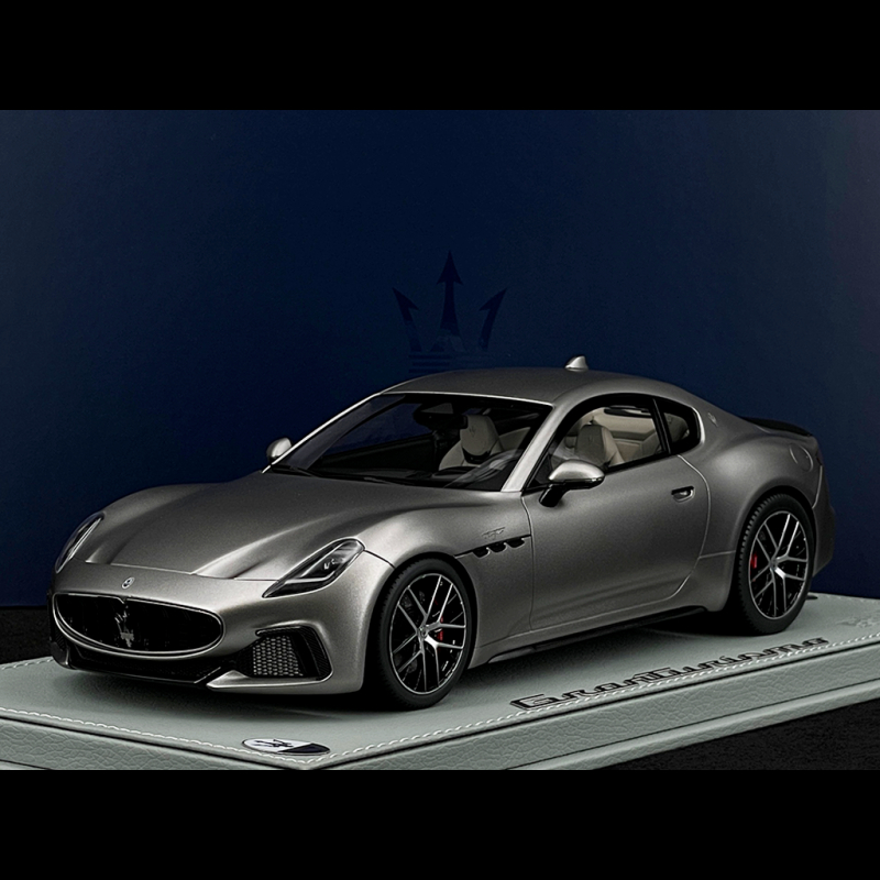 Maserati Granturismo Folgore 2023 - BBR 1/18 - Nero Assoluto - Neuve