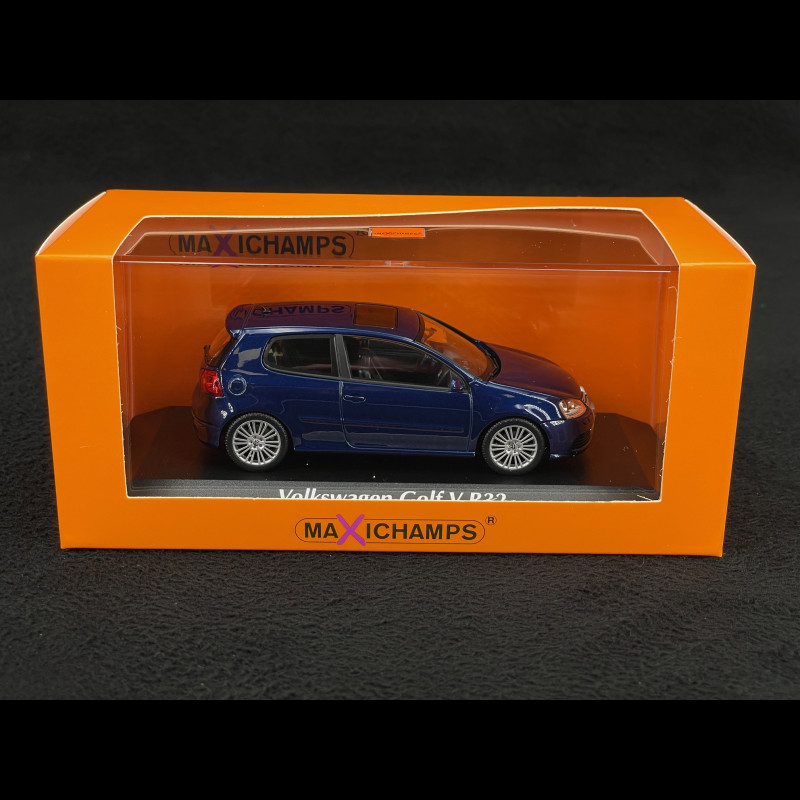 Volkswagen Golf R32 2005 Metallic Blue 1/43 Minichamps 940054501