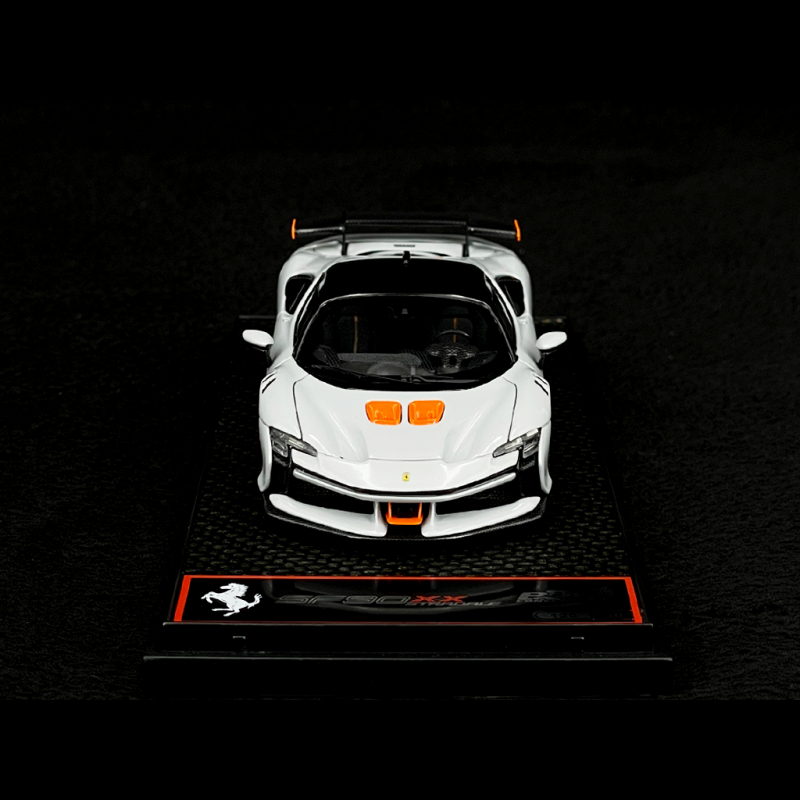 1:43 Ferrari SF90 XX Stradale Ano de construção 2024 branco ártico