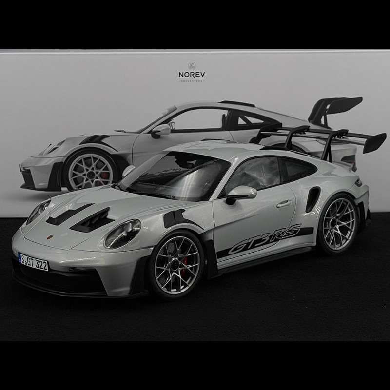 1/12 ポルシェ 911 (992) GT3 RS ホワイト 1/12 Scale Porsche 911/992 GT3 RS 2022 - White w/ Red