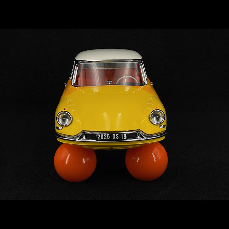 Citroën DS 19 1959 on Balloons Orange / Yellow 1/12 Norev 121581