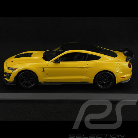Ford Mustang Shelby GT 500...