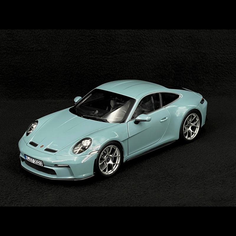 Porsche 911 S/T Type 992 2023 Meissen Blue 1/18 Norev 187470