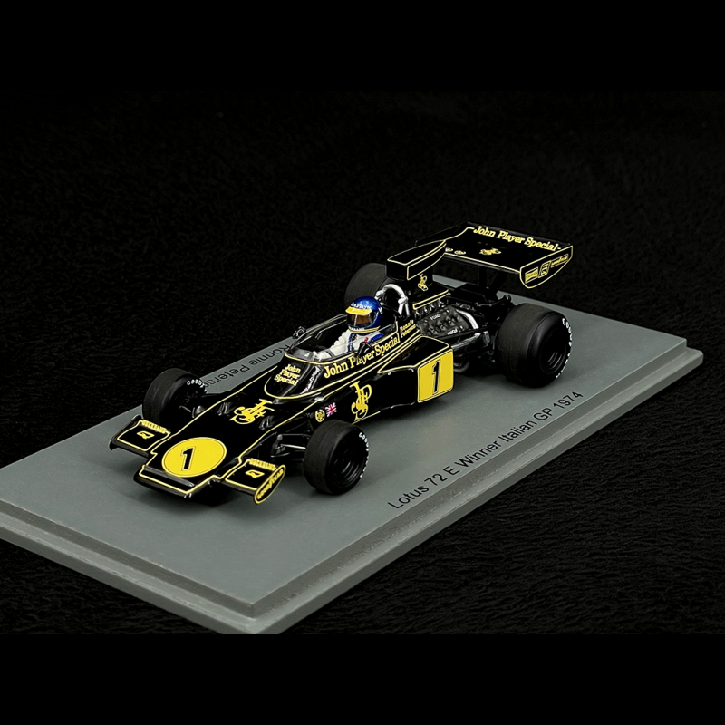 Ronnie Peterson Lotus 72E n° 1 Winner GP Italy 1974 1/43 Spark S7156