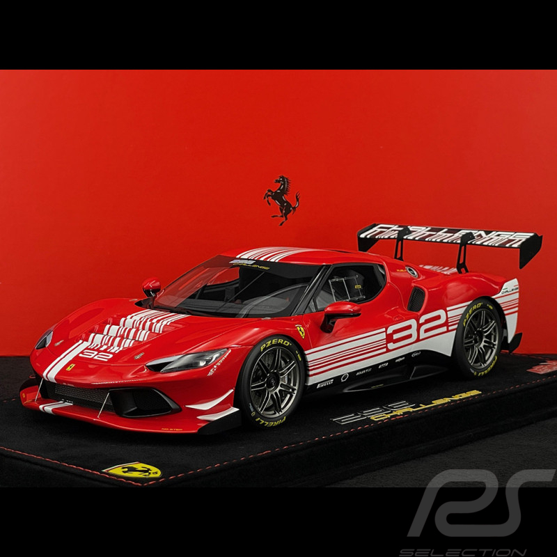 Ferrari 296 Challenge n° 32 Presentation 2023 1/18 BBR Models P18242