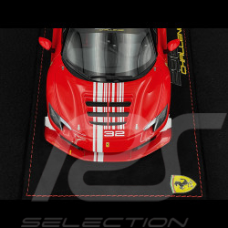 Ferrari 296 Challenge n° 32 Presentation 2023 1/18 BBR Models P18242
