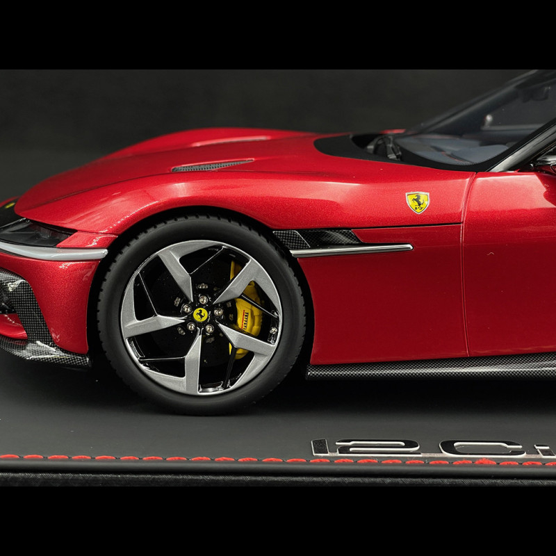 Ferrari 12 cylindres V12 2024 1/24° Burago – Les Miniatures