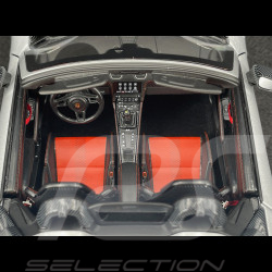 Porsche 718 Spyder RS 2023 Weissach Package Argent GT Métallique 1/18 Norev 187270