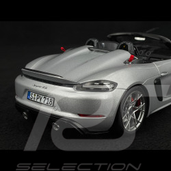 Porsche 718 Spyder RS 2023 Weissach Package Argent GT Métallique 1/18 Norev 187270