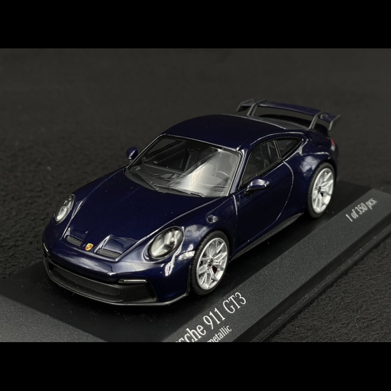 Porsche 911 (992) GT3 Enzian Blue Metallic 1:43 410069208 MINICHAMPS
