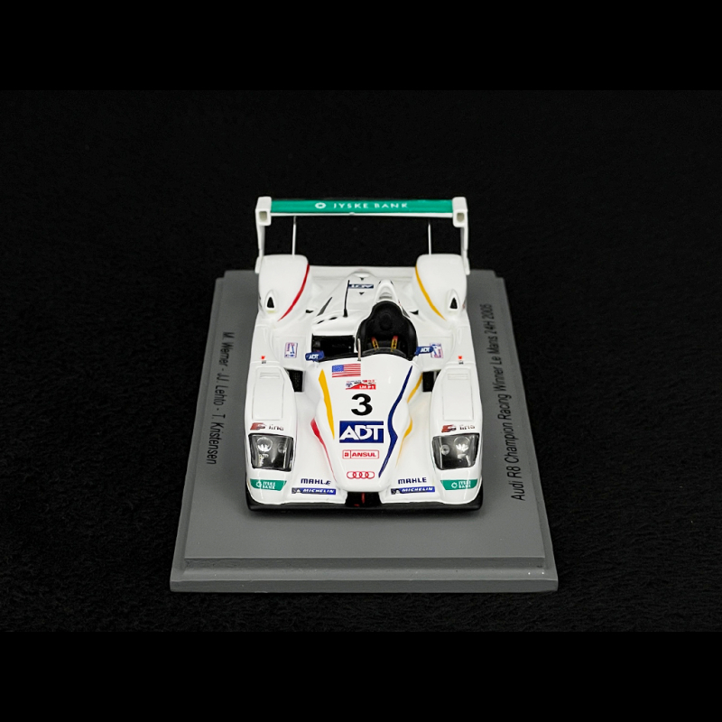 Audi R8 n°3 Winner 24H Le Mans 2005 1/43 Spark 43LM05