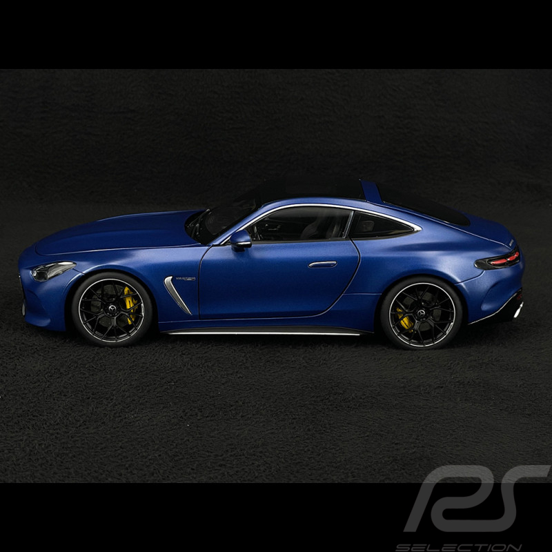 Mercedes-Benz AMG GT 63 4Matic - Spectral Blue Magno 1/18 NZG 1034/21