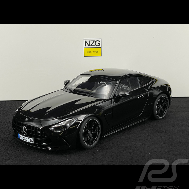 Mercedes-Benz AMG GT 63 4Matic - Obsidianschwarz - 1:18 NZG 1034/50