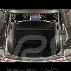 Mercedes-Benz AMG GT 63 4Matic - Obsidianschwarz - 1:18 NZG 1034/50