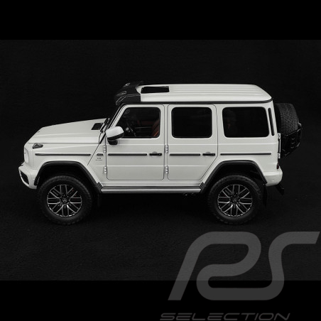 Mercedes-AMG G63 4x4 2024 Blanc Opale 1/18 NZG 107500040 1075/0040