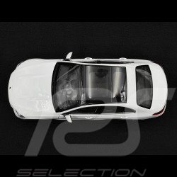 Mercedes-Benz C-Class W206 2022 Blanc Opalite Brillant 1/18 NZG 102200041 1022/41