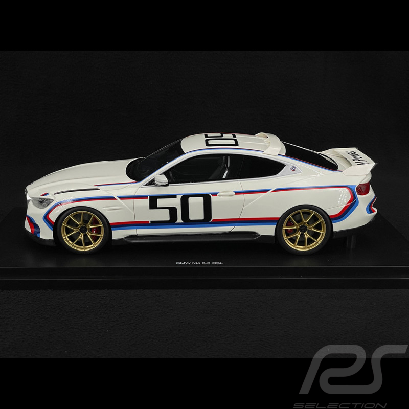 BMW M4 3.0 CSL G82 2023 Brilliant White 1:18 TopSpeed TS0495