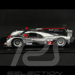 Audi R18 TDI Nr.2 Sieger 24h Le Mans 2011 Lotterer Fässler Tréluyer 1/18 Spark 18LM11