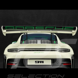 Porsche 911 GT3 RS Typ 992 Tribute to Carrera RS Weiß Grüne Streifen 1/12 GT Spirit GT950