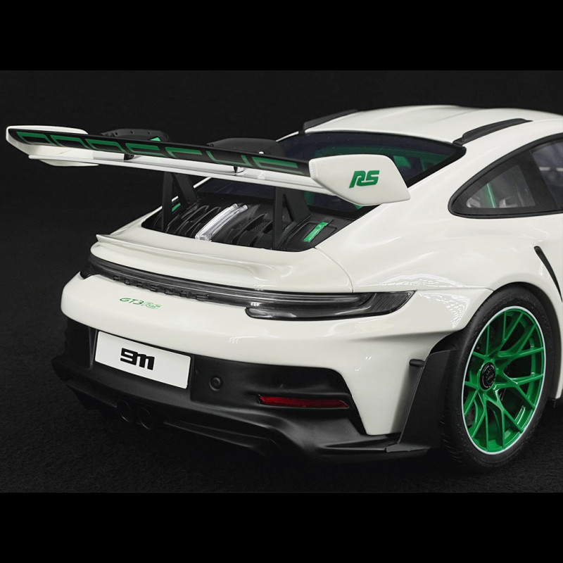Photo inspiration: Fresh Look at Porsche 911 Gt3 Rs Type 992 Tribute To Carrera Rs