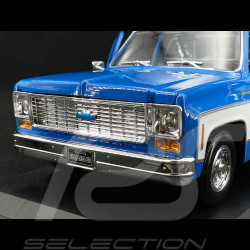 Chevrolet C-10 Pick Up Cheyenne Super 1974 Blau/Weiß 1/18 Maisto 31467BU