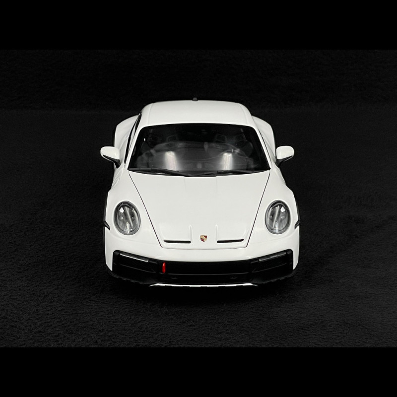 Porsche 911 Dakar 2022 Blanche 1/18 – Minichamps – Précommande