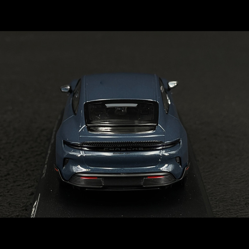 695833_7