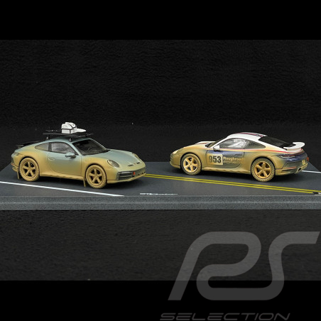 Set Porsche 911 Dakar Type 992 AHEAD n° 953 Roughroads / Shadegreen 2024 Dirty Version 1/43 Spark WAP0201740S0DK
