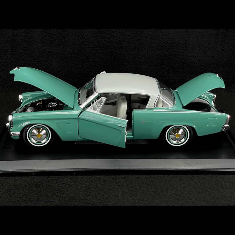 STUDEBAKER STARLINER 1953 - Maisto 1/18 EUR 34,90 - FR STUDEBAKER STARLINER 1953 - Maisto 1/18 EUR 34,90 - FR