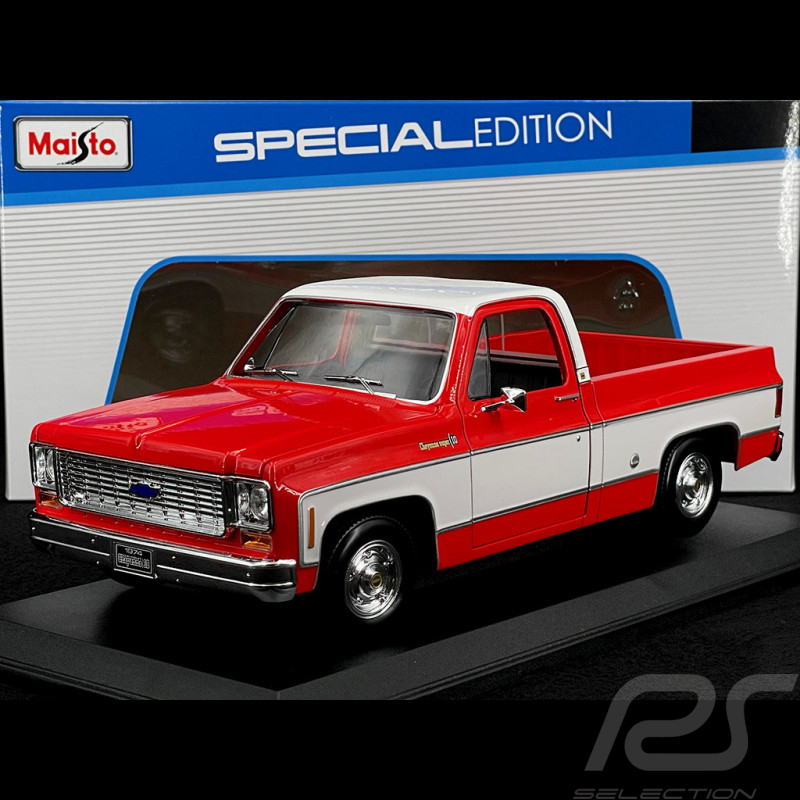 Chevrolet C-10 Pick-Up Cheyenne Super 1974 Red 1/18 Maisto 31467RD