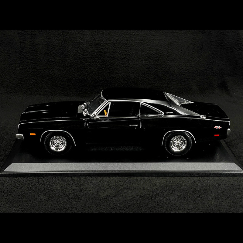 Dodge Charger R/T 1969 Black 1/18 Maisto 31387BL