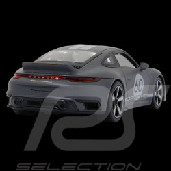 Porsche 911 Sport Classic Type 992 Grise Radiocommandée R/C 1/16 2.4 GHz Jamara 402162