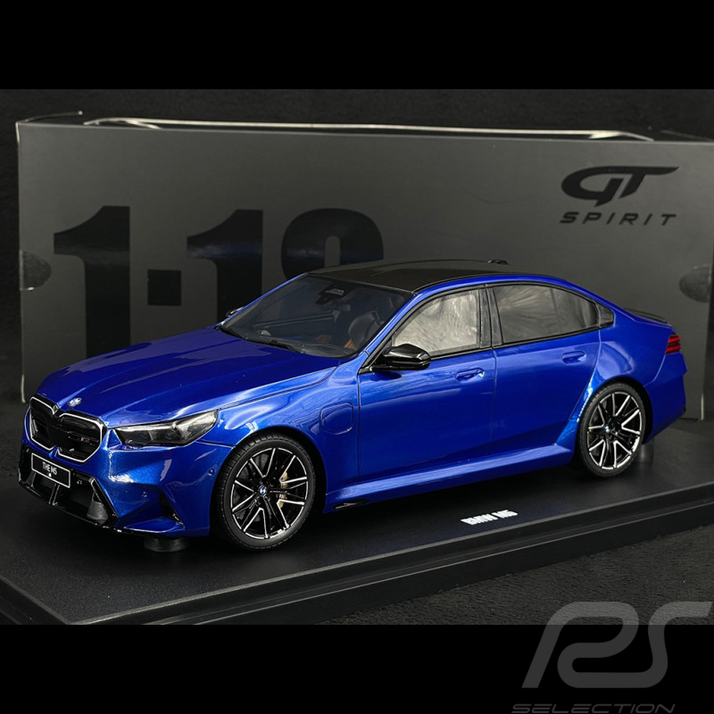 BMW M5 G90 Marina Bay Blue Metallic 2024 1/18 GT Spirit GT507