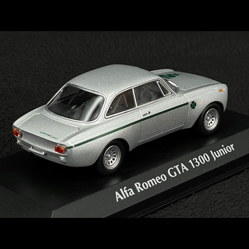 Alfa Romeo GTA 1300 Junior 1968 Silver 1/43 Minichamps 940120601