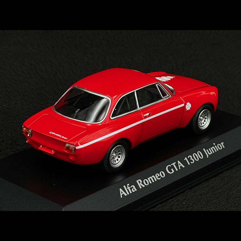 Alfa Romeo GTA 1300 Junior 1968 Red 1/43 Minichamps 940120600