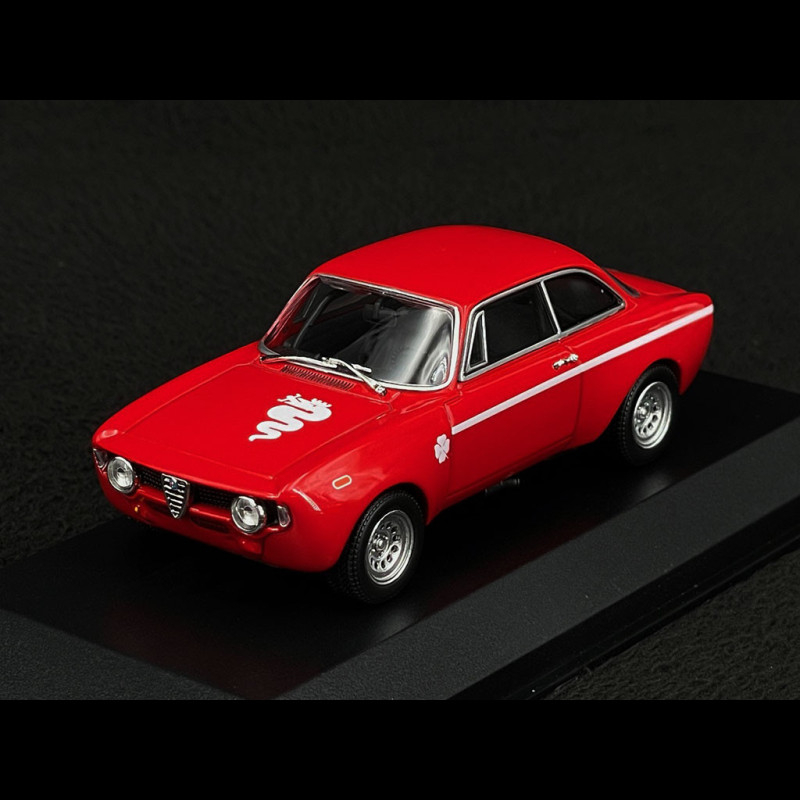 Alfa Romeo GTA 1300 Junior 1968 Red 1/43 Minichamps 940120600