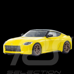 Nissan Fairlady Z Coupe 2023 Yellow with booklet 1/64 Kyosho 12KYO07117Y