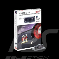 Nissan GT-R R35 Track Edition 2022 Dunkelviolett Mit Broschüre 1/64 Kyosho 03KYO07067TP