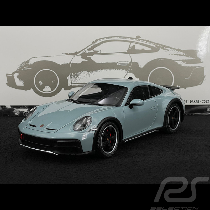 Porsche 911 Dakar Typ 992 2022 Shadegreen 1/18 Minichamps 110062071