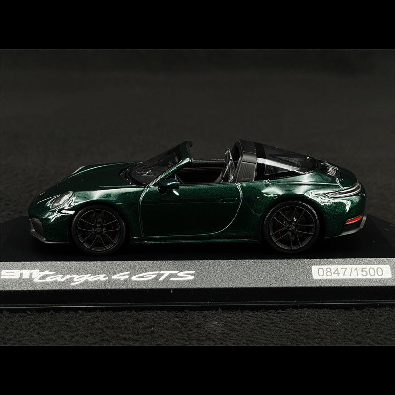 Porsche 911 Targa 4 GTS Type 992.2 2024 Jet Green 1/43 Spark