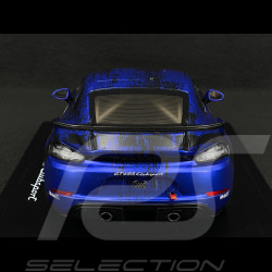 Exemplaire n°1/300 Porsche 718 Cayman GT4 RS Clubsport Type 982 2023 Violet / Noir 1/18 Spark WAP0214150PCAY
