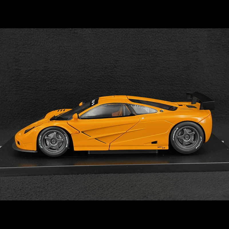 mclaren-f1-gtr-lm-1995-orange-