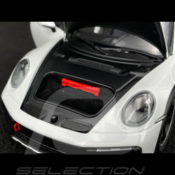 Porsche 911 Dakar Type 992 2022 Grau Metallic 1/18 Minichamps 110062074