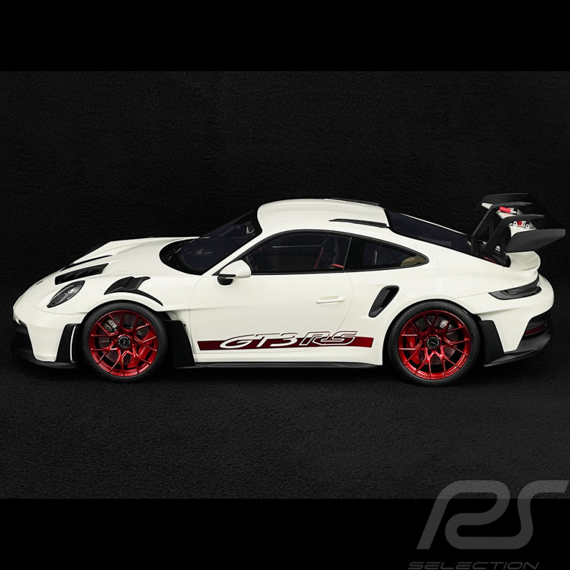 Porsche 911 GT3 RS Typ 992 Tribute to Carrera RS Weiße rote Streifen 1/12 GT Spirit GT949