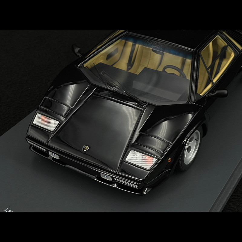 Miniature Lamborghini Countach 5000 Quattrovalvole 1985 – 1/18 Tonka Polistil – Noire