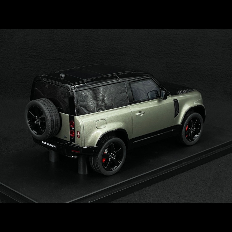 Modellauto Land Rover Defender P400 X-Dynamic HSE 2021 grün 1:18 GT Spirit bei , 109,50